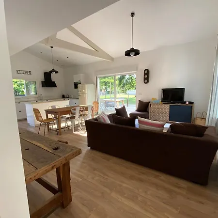 Holiday home Des Becasses - Les Bains *